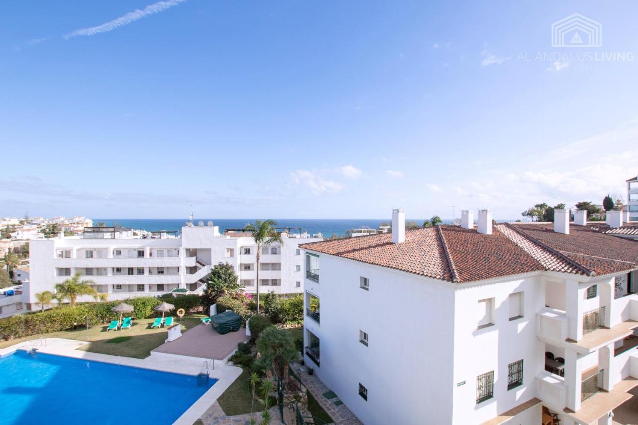 Scandinavian Style Apartment With Amazing Sea Views And South West Facing Sunny Terrace In Miraflores Walking Distance To The Beach! مالقة المظهر الخارجي الصورة