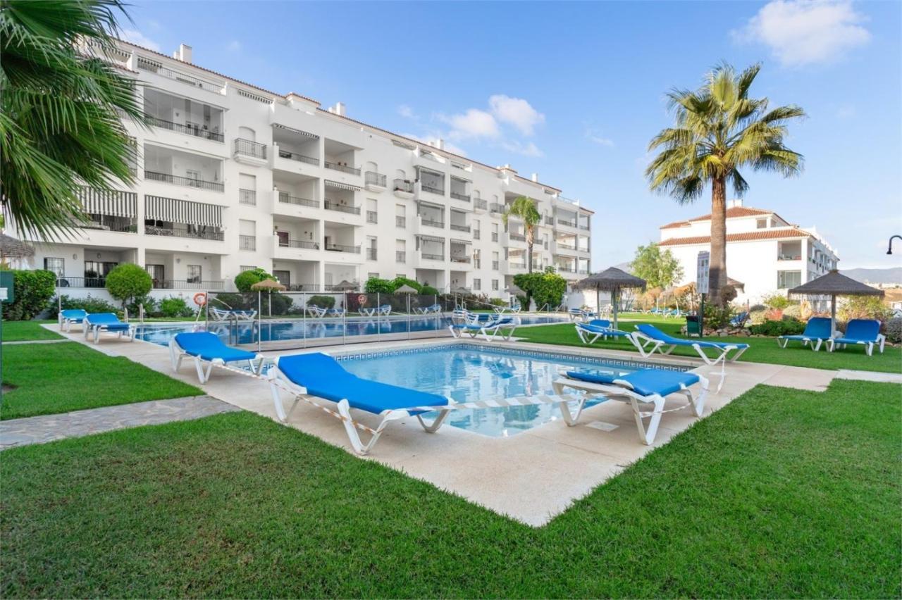 Scandinavian Style Apartment With Amazing Sea Views And South West Facing Sunny Terrace In Miraflores Walking Distance To The Beach! مالقة المظهر الخارجي الصورة