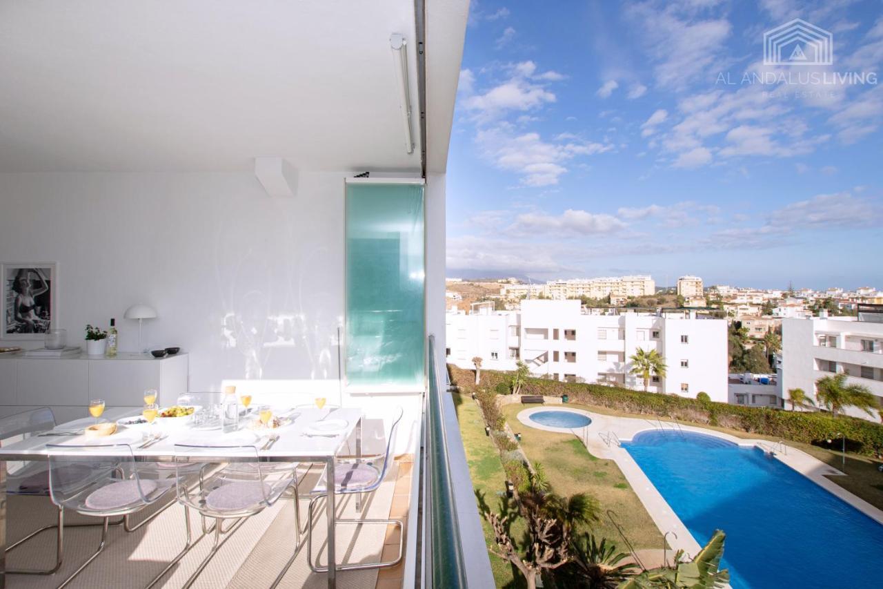 Scandinavian Style Apartment With Amazing Sea Views And South West Facing Sunny Terrace In Miraflores Walking Distance To The Beach! مالقة المظهر الخارجي الصورة