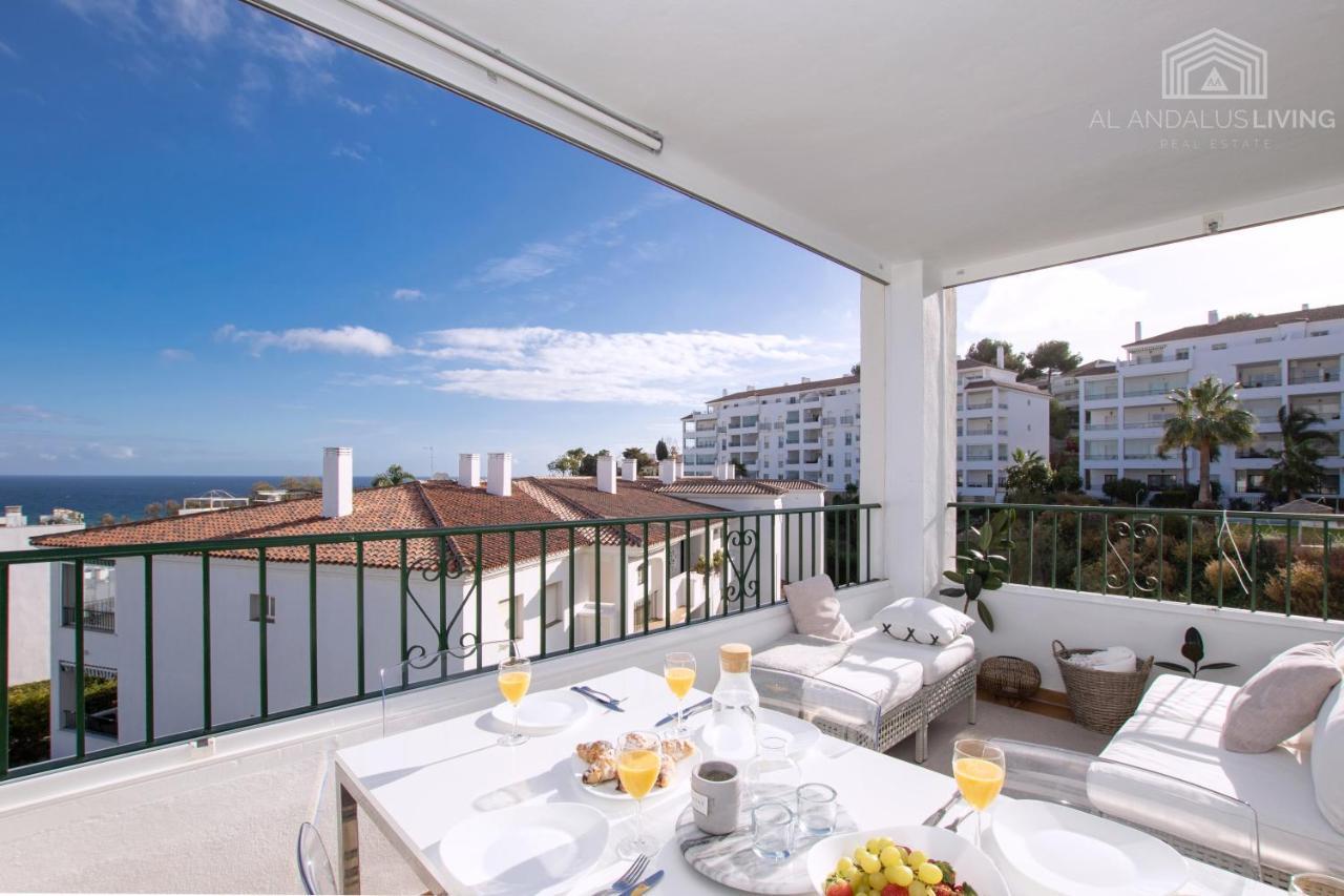 Scandinavian Style Apartment With Amazing Sea Views And South West Facing Sunny Terrace In Miraflores Walking Distance To The Beach! مالقة المظهر الخارجي الصورة