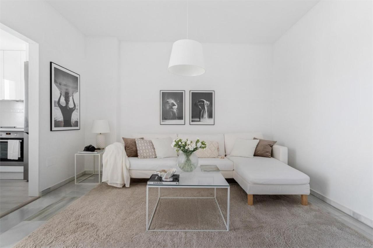 Scandinavian Style Apartment With Amazing Sea Views And South West Facing Sunny Terrace In Miraflores Walking Distance To The Beach! مالقة المظهر الخارجي الصورة